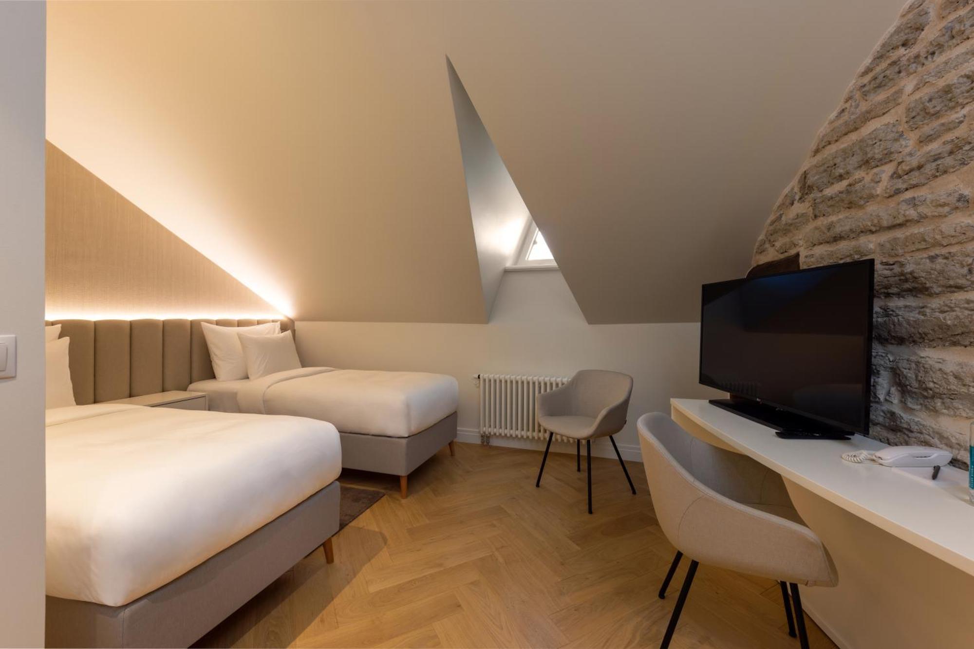 Nunne Boutique Hotel Ταλίν Δωμάτιο φωτογραφία